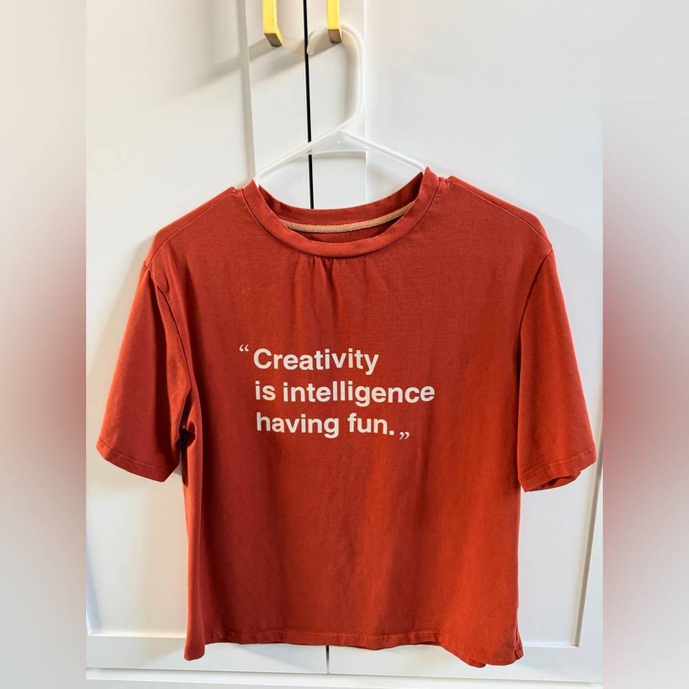 Women Tshirt S